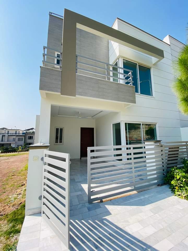 5 MARLA VILLA FOR SALE IN A BLOCK PARK VIEW CITY ISLAMABAD