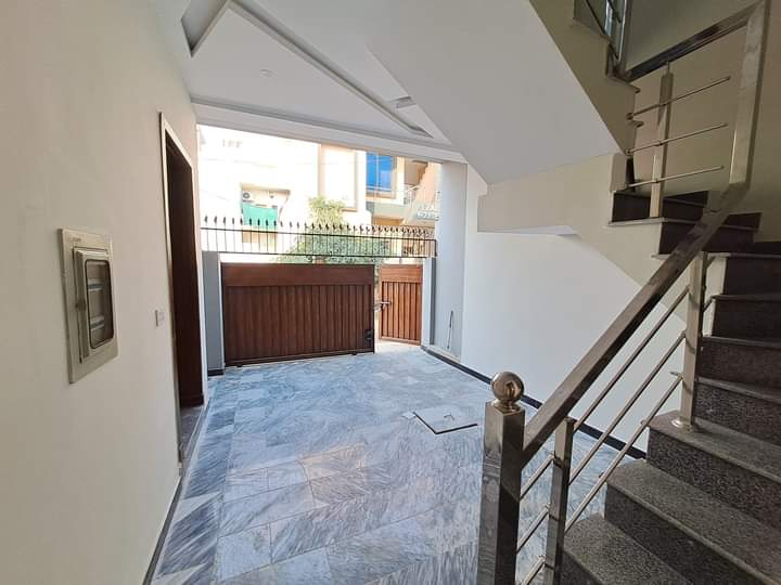 5 MARLA DOUBLE STORY HOUSE FOR SALE IN H13 PARIS CITY GATE 7 ISLAMABAD