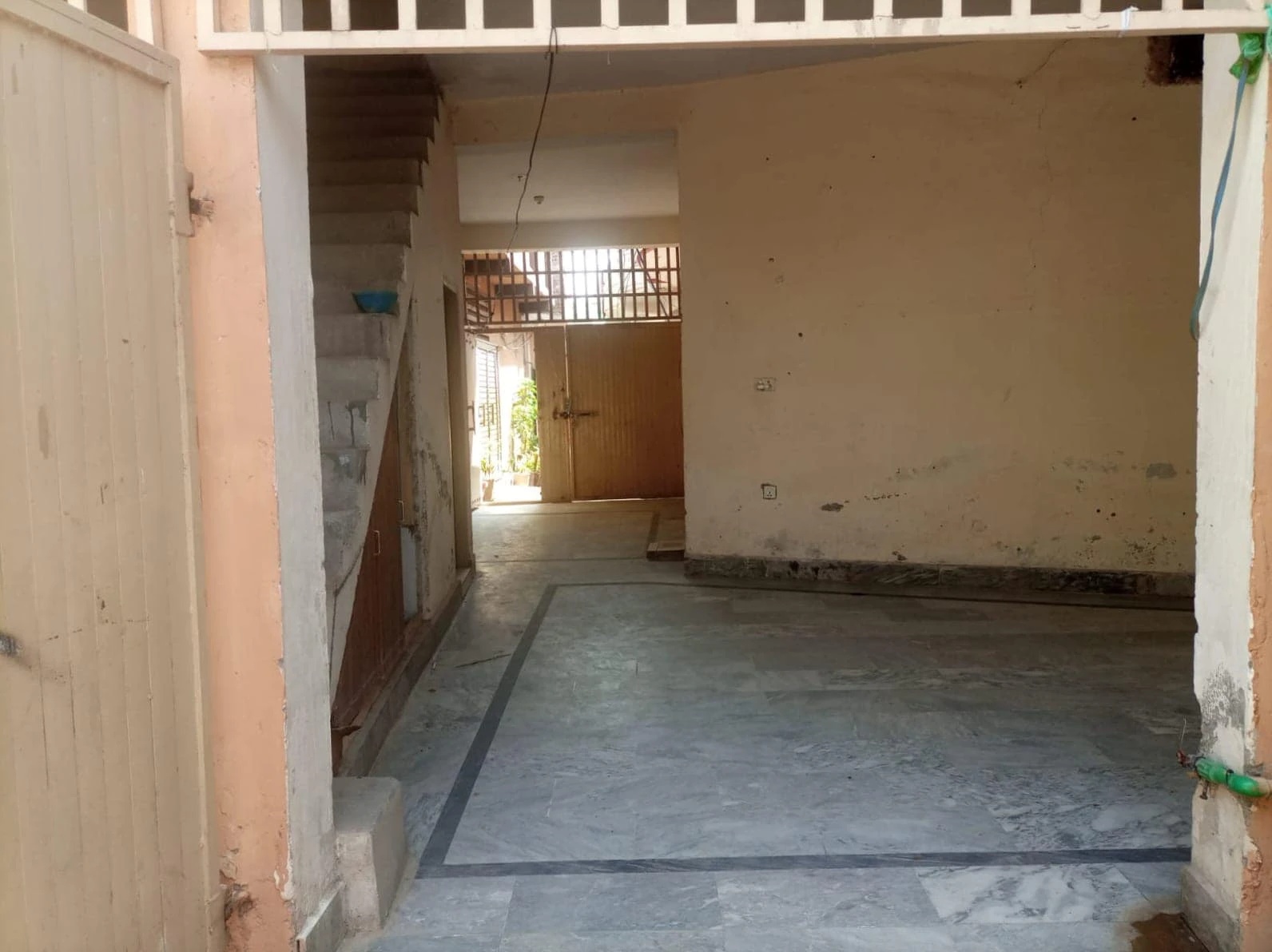 House For Sale and Rent