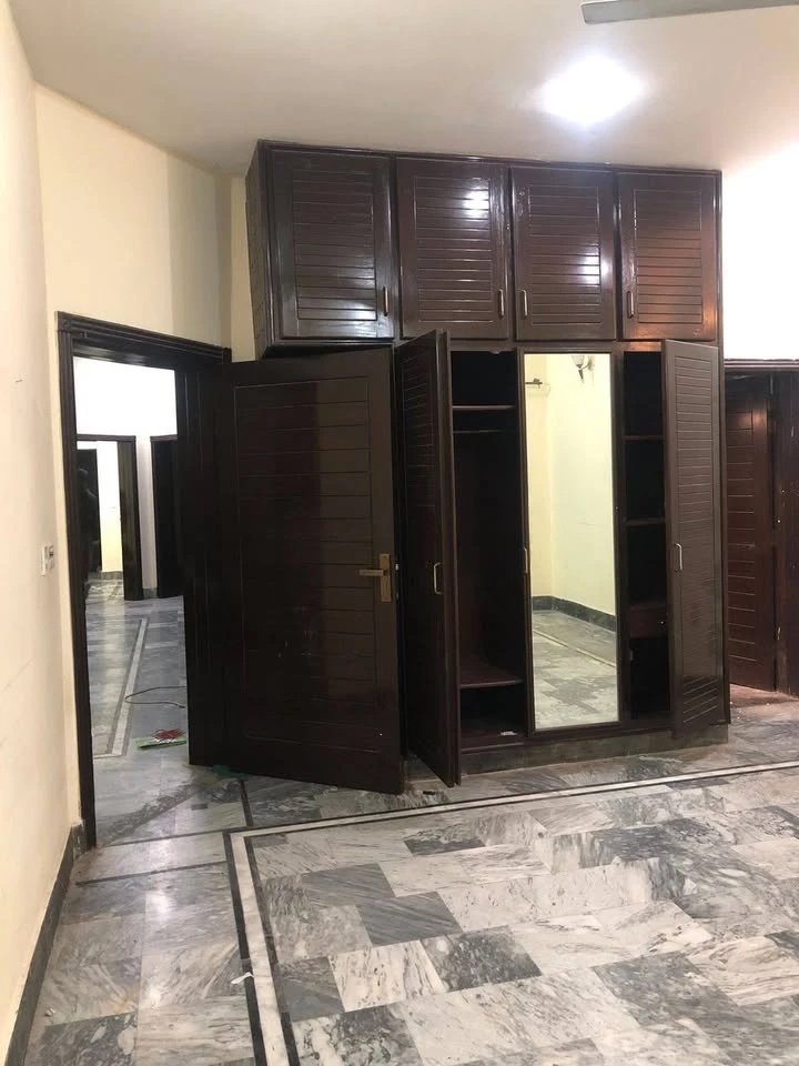 E-11 House For Rent