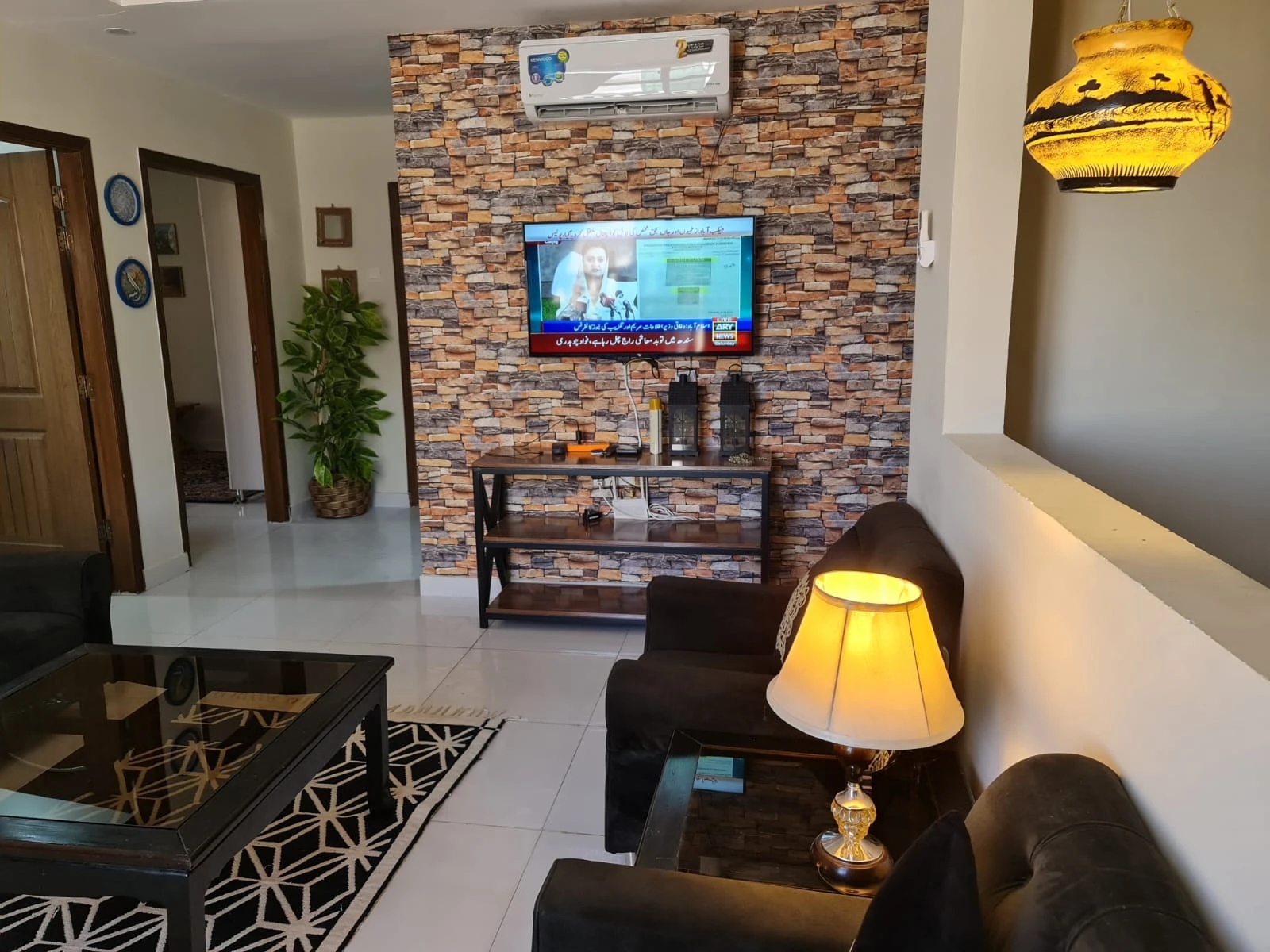 3 Bed Fully Furnished Apartment For Rent