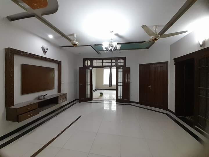 7 MARLA HOUSE FOR SALE IN G13 ISLAMABAD